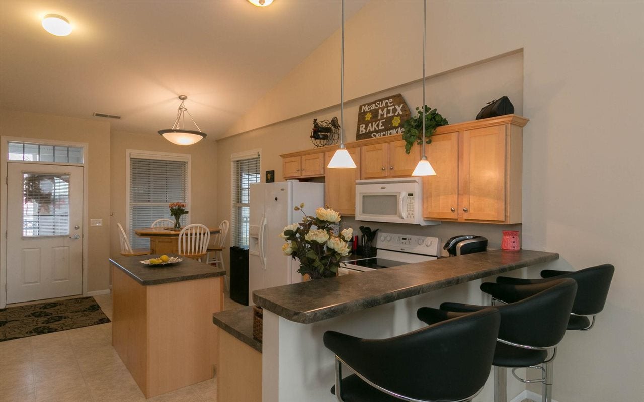 1160 Foster Road Iowa City, IA 52245 - Photo 6 of 25 Gallery Image 6