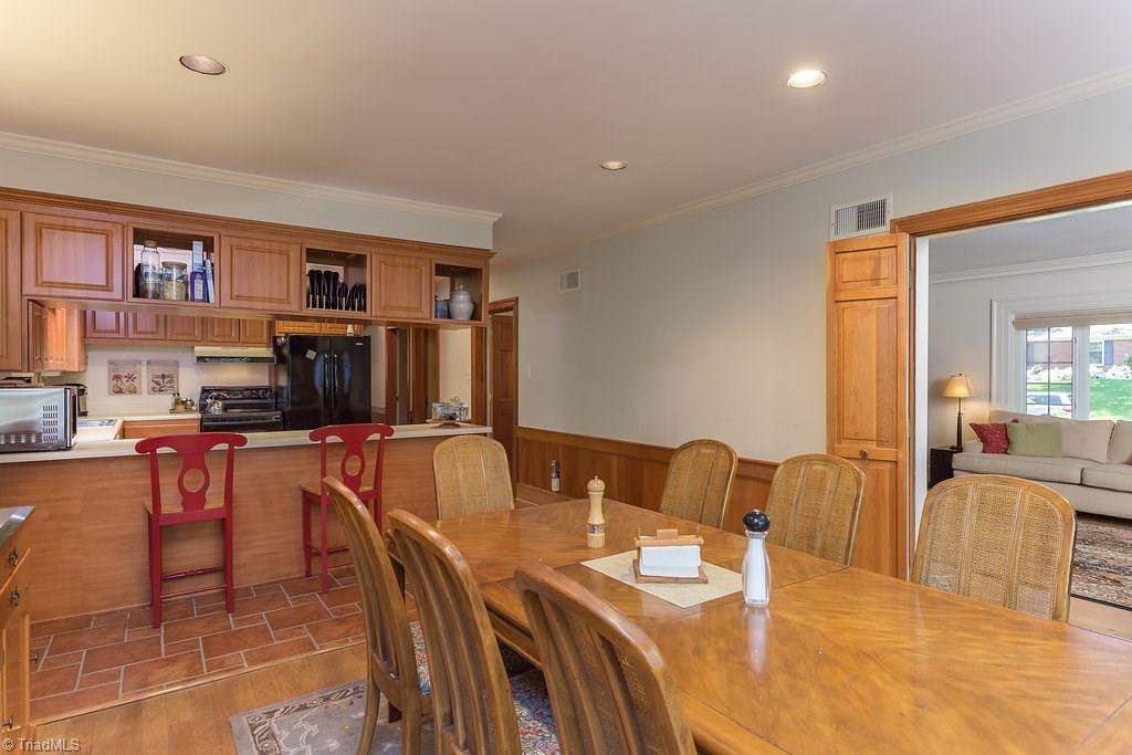 2206 Red Forest Road Greensboro, NC 27410 - Photo 11 of 30 Easy flow from one room to the next