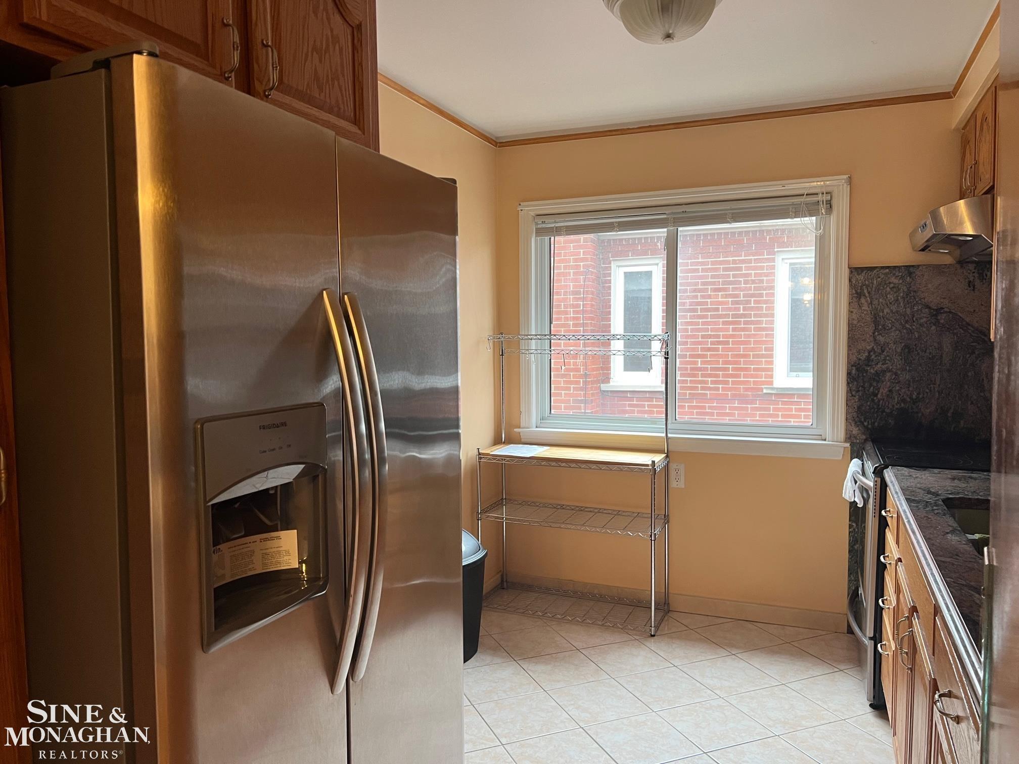 1353 Somerset Avenue Grosse Pointe, MI 48230 - Photo 4 of 22