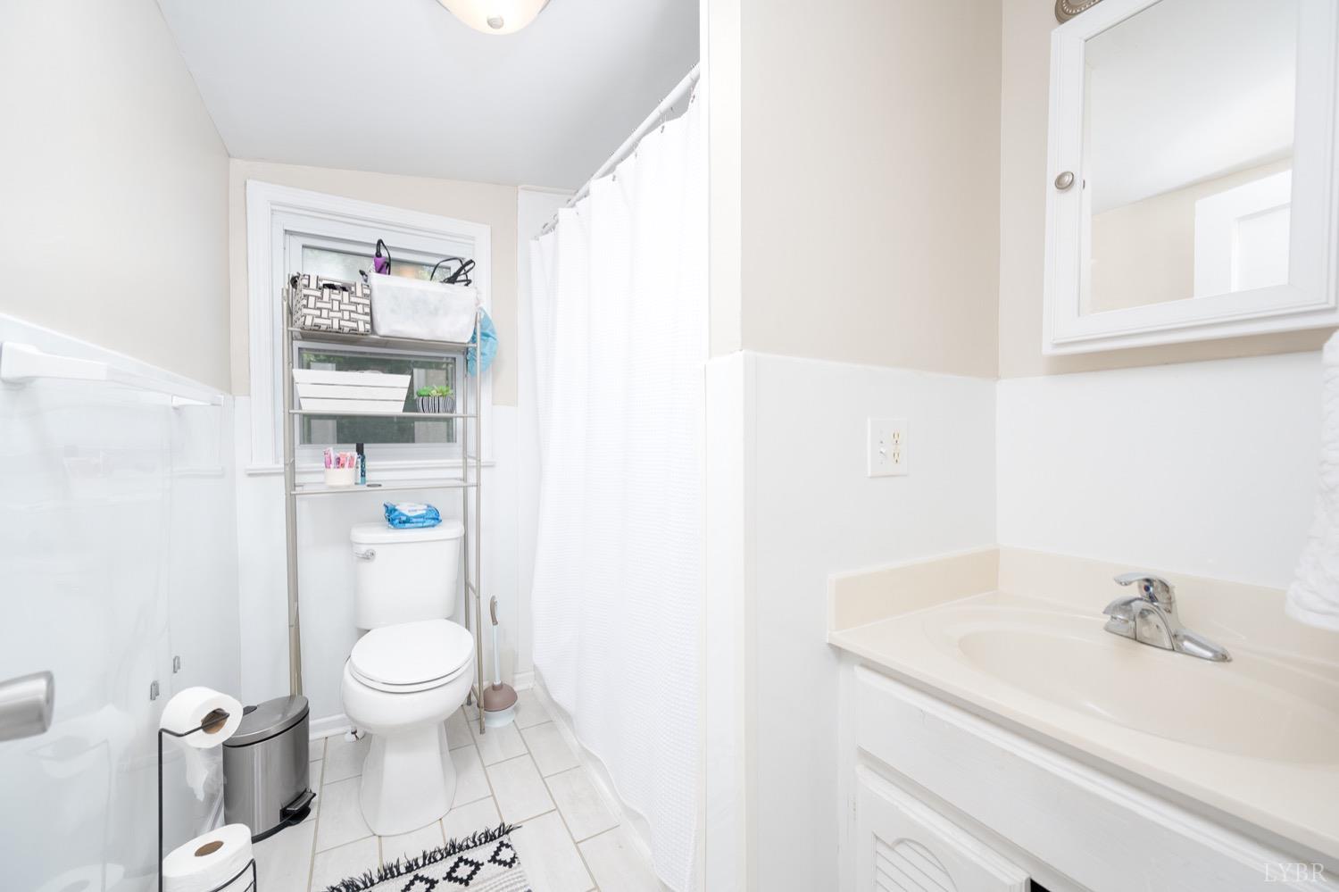 685 Old Rustburg Road Lynchburg, VA 24501 - Photo 18 of 27 Gallery Image 18