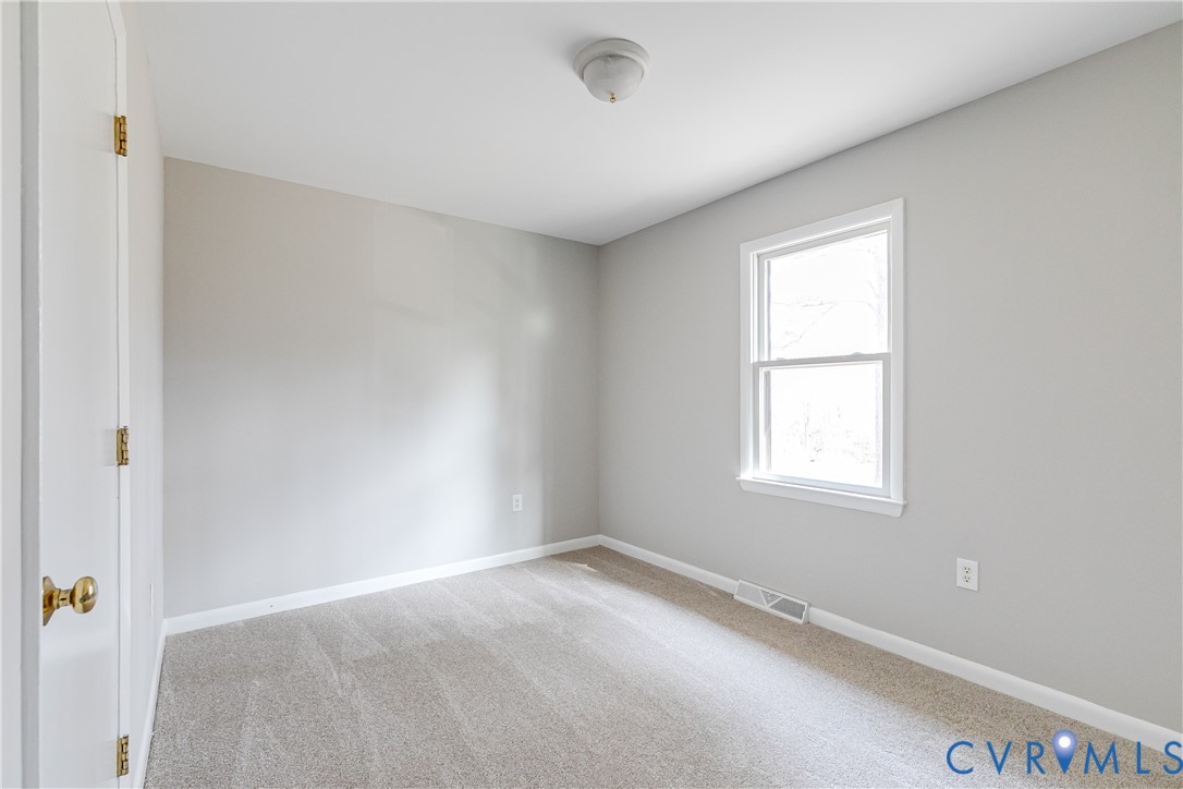 3030 Clintwood Road Midlothian, VA 23112 - Photo 17 of 43