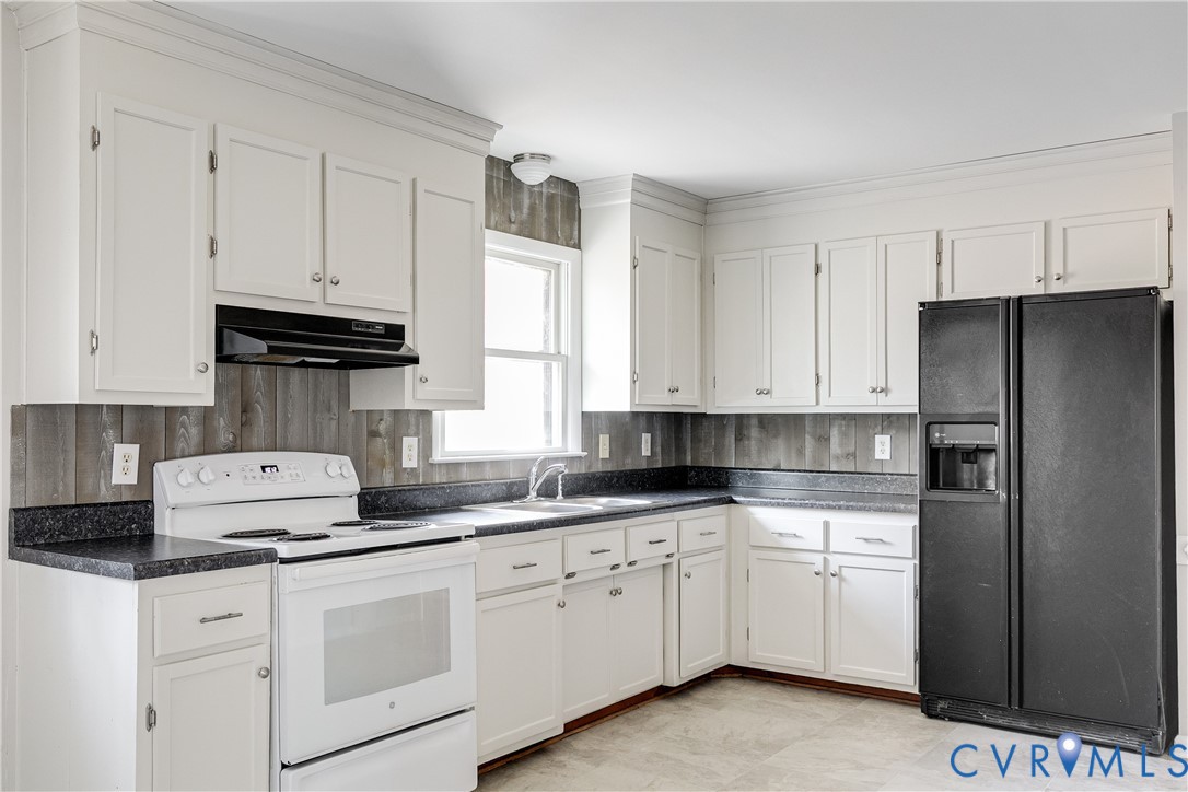 3030 Clintwood Road Midlothian, VA 23112 - Photo 2 of 43