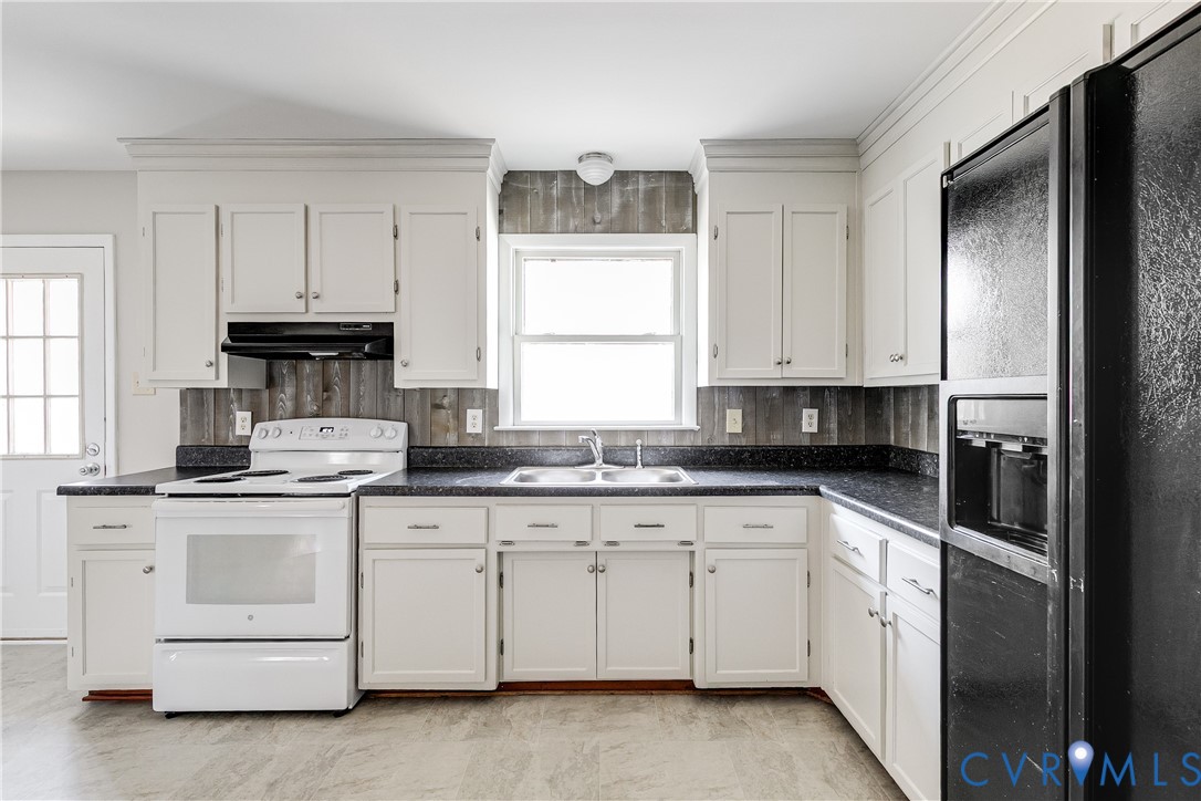 3030 Clintwood Road Midlothian, VA 23112 - Photo 32 of 43