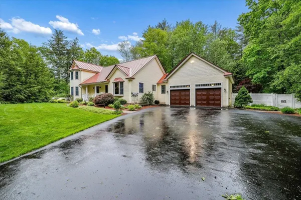 $799,900 | 6 Acacia Street, Merrimack, NH 03054
