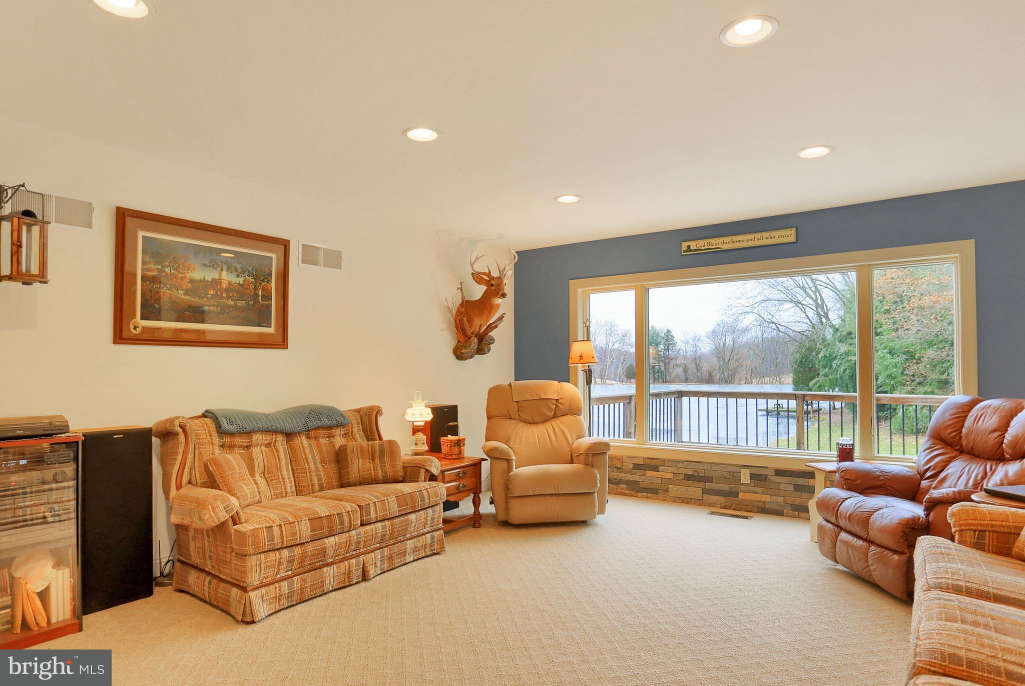 154 Burkholder Road Red Lion, PA 17356 - Photo 4 of 44