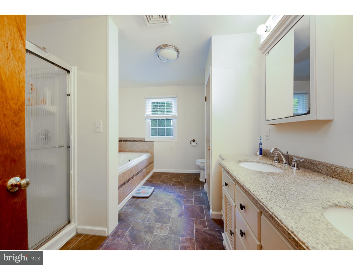 182 Maskells Mill Road Salem, NJ 08079 - Photo 15 of 25 Master Bathroom