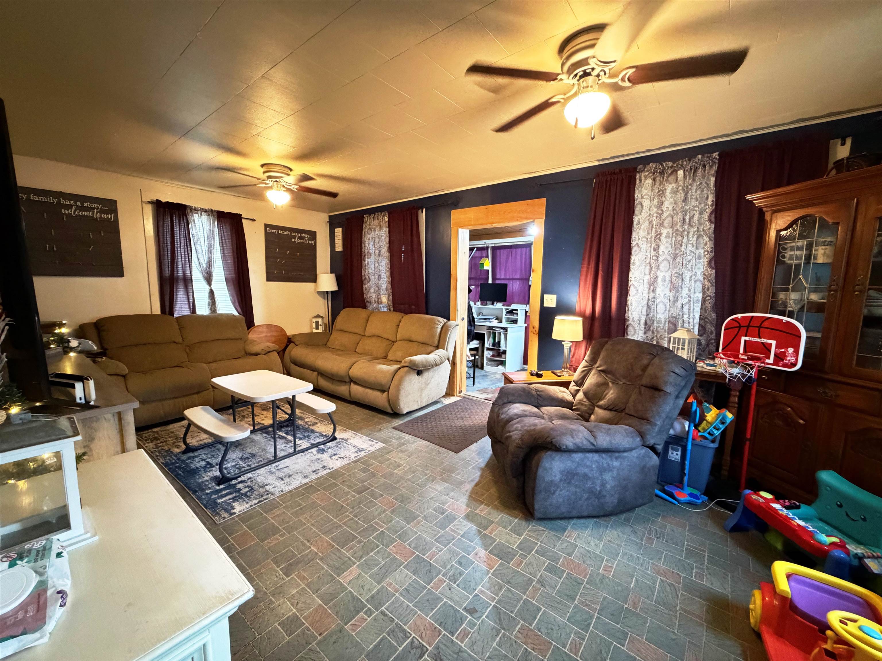 64 Washington Street Littleton, NH 03561 - Photo 8 of 44