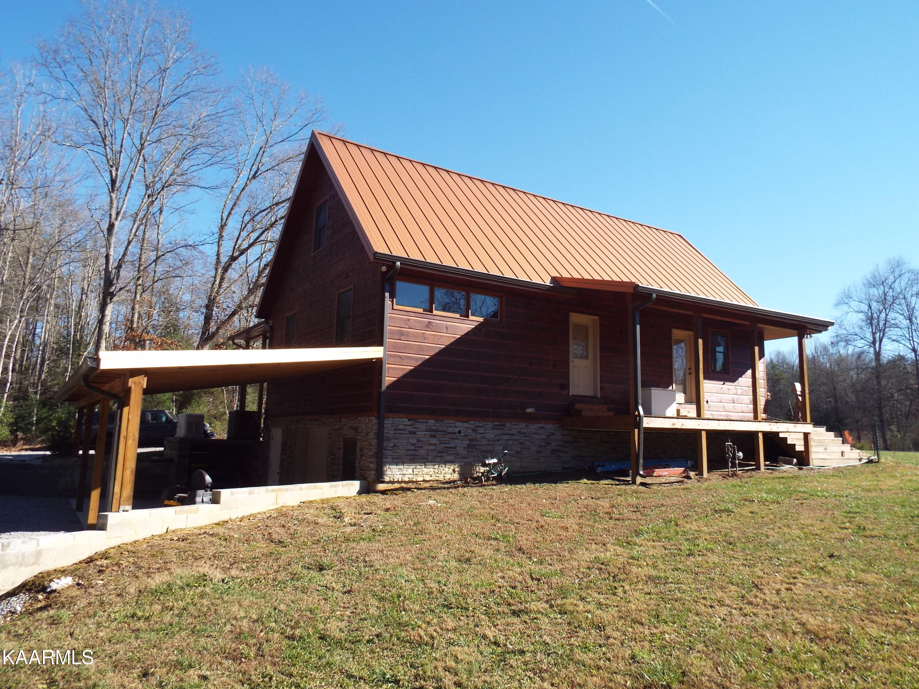 698 Four Mile Creek Road Deer Lodge, TN 37726 - Photo 14 of 55 DSCF4281