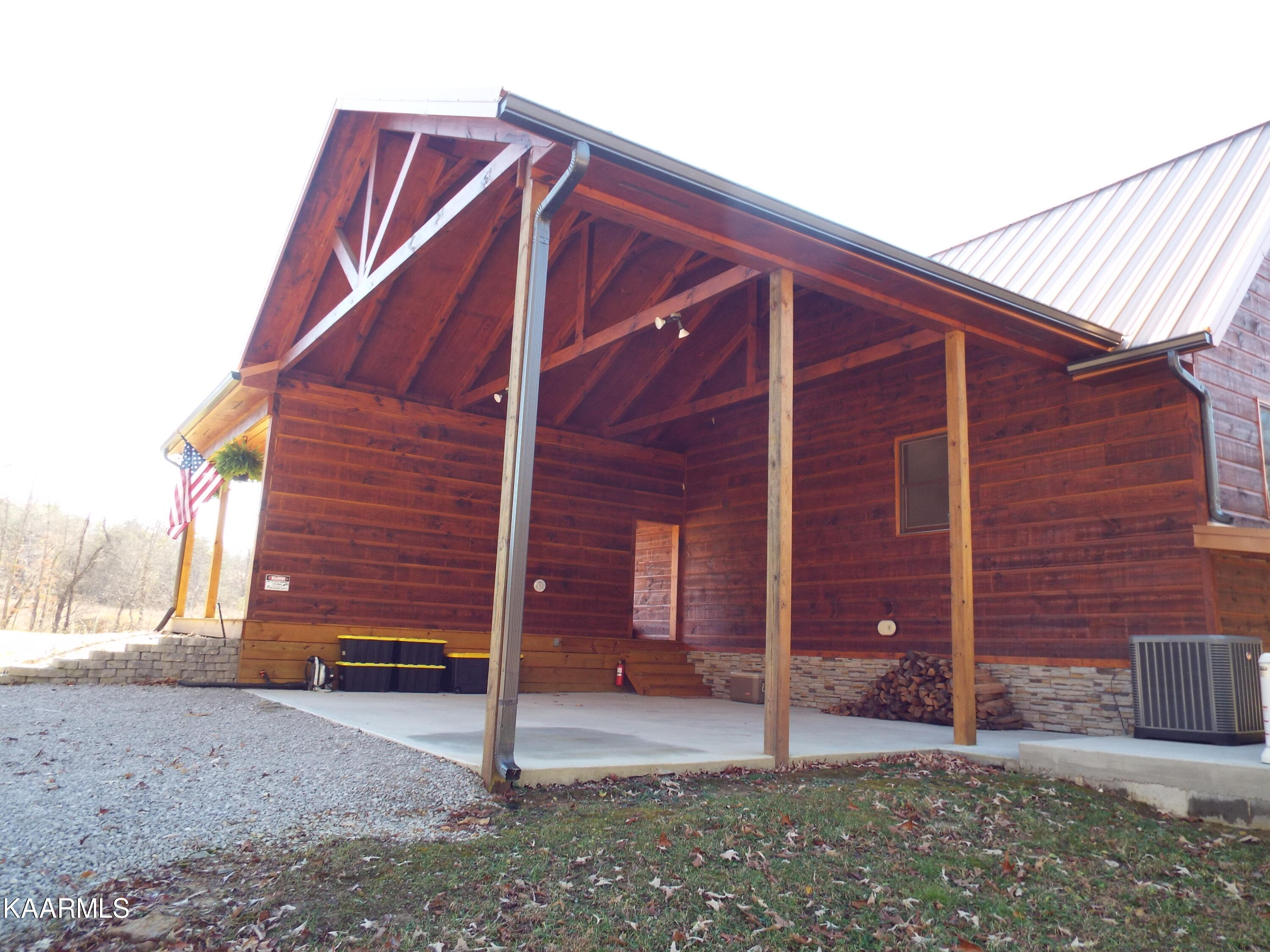 698 Four Mile Creek Road Deer Lodge, TN 37726 - Photo 16 of 55 DSCF4284
