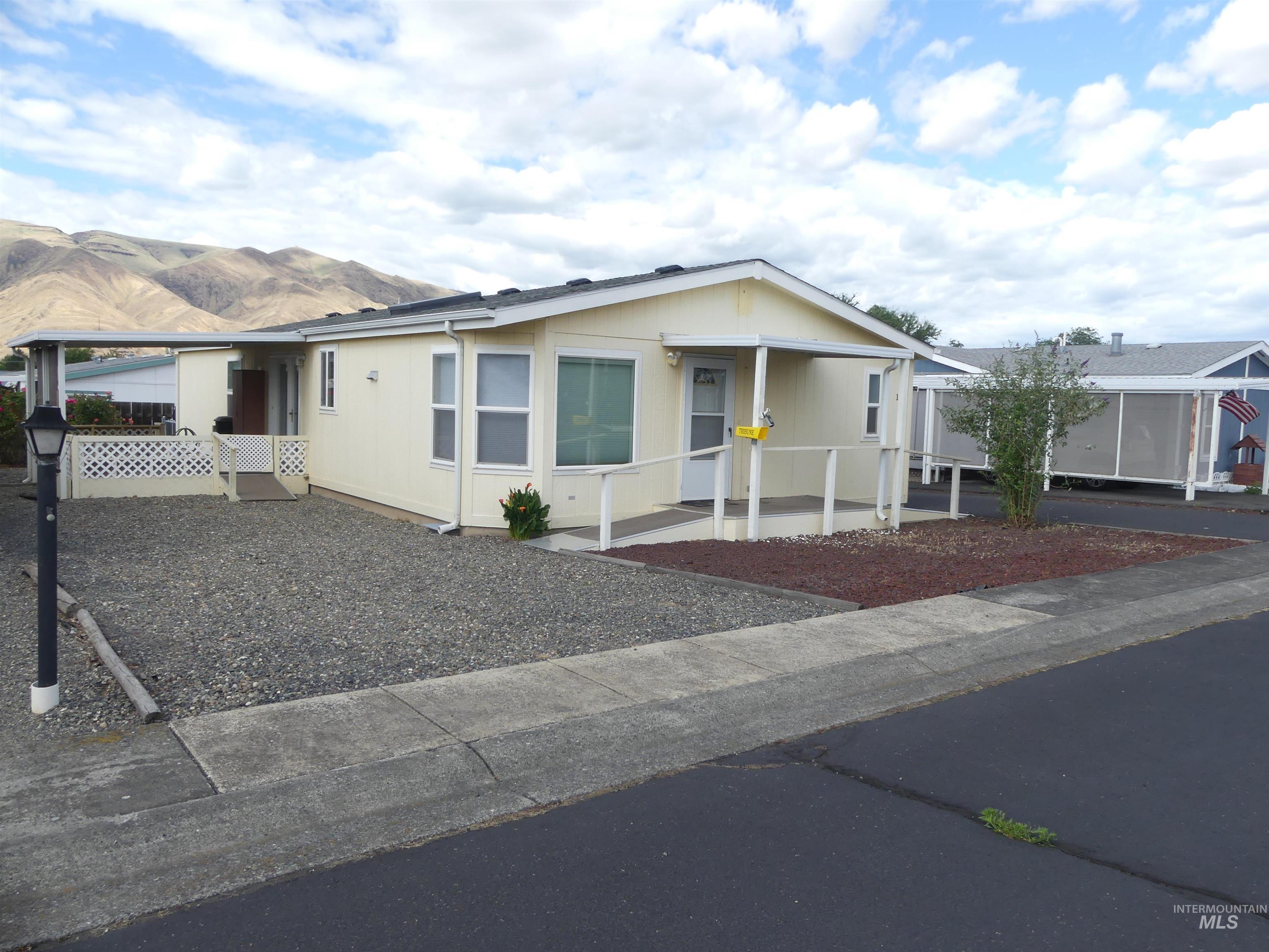 1430 Chestnut Street, Unit 19 Clarkston, WA 99403 - Photo 1 of 30