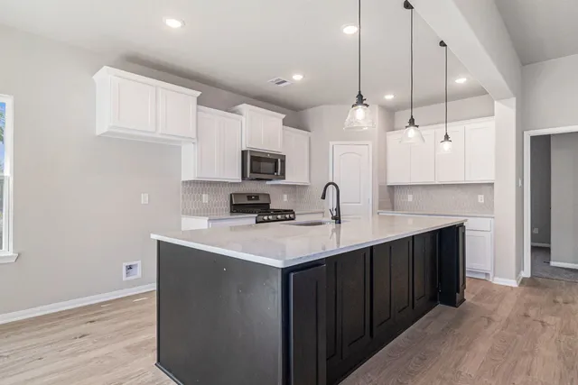 $403,990 | 11702 Oakwood Ranch Drive, Willis, TX 77378