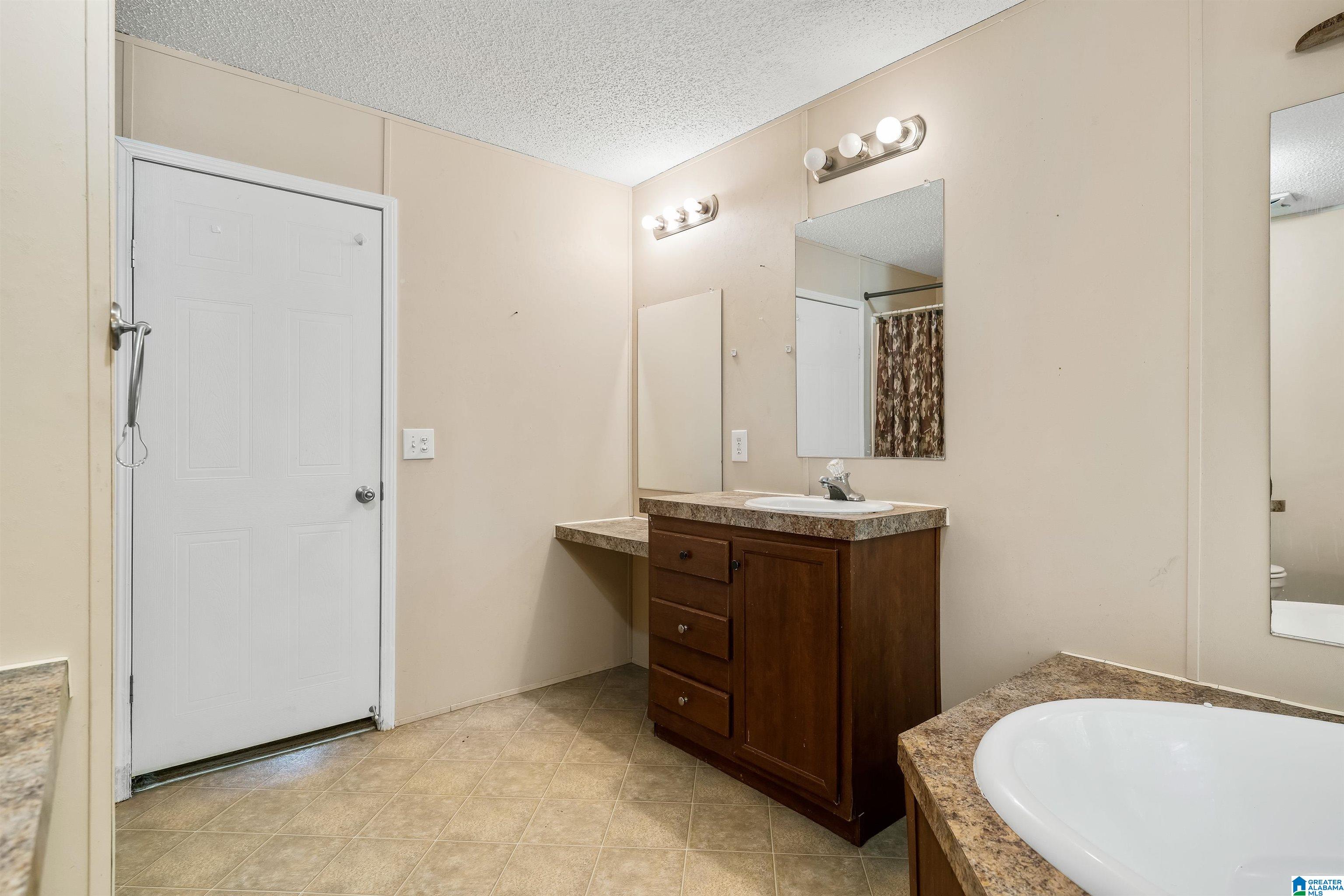 1042 Story Road Woodstock, AL 35188 - Photo 27 of 33