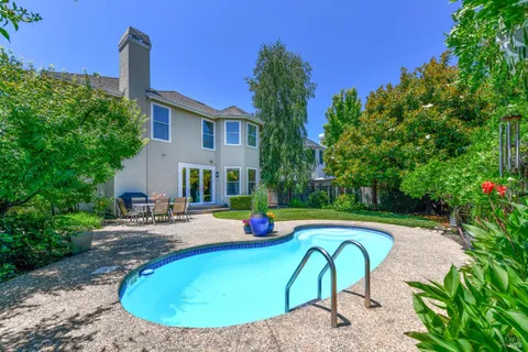 $999,000 | 318 Schiappino Street, Santa Rosa, CA 95409