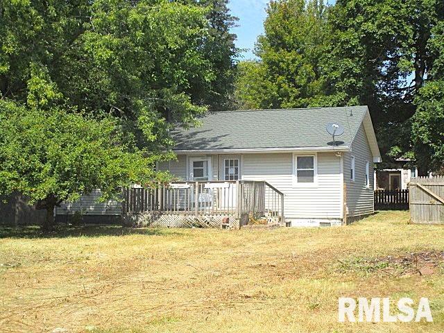 602 West 3rd Street Delavan, IL 61734 - Photo 2 of 16