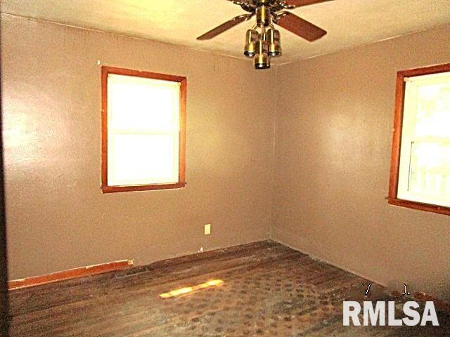 602 West 3rd Street Delavan, IL 61734 - Photo 10 of 16