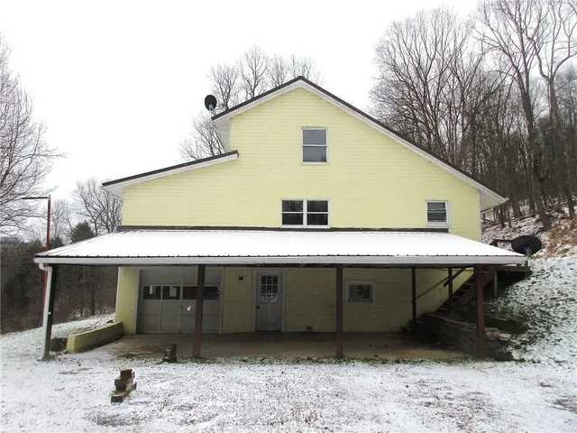 $250,000 | 746 Hunters Ridge Road, Mount Morris, PA 15349