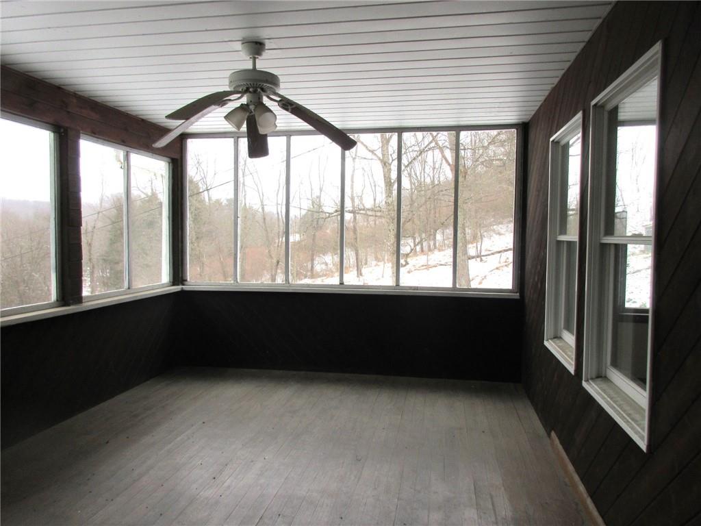 746 Hunters Ridge Road Mount Morris, PA 15349 - Photo 6 of 29