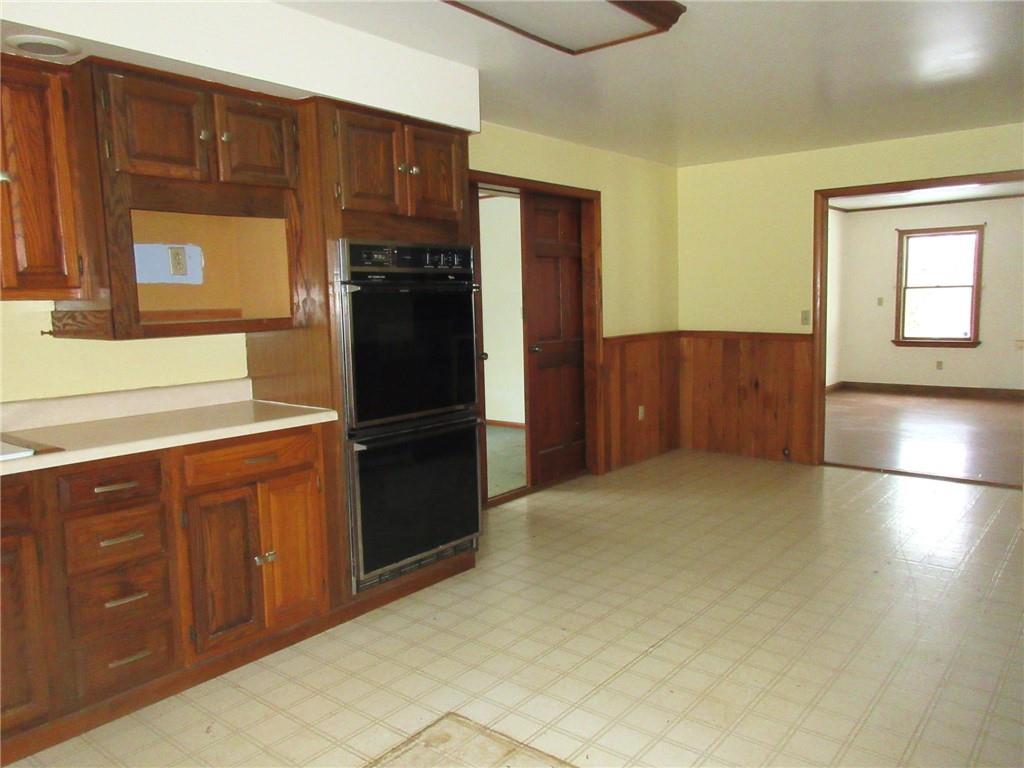 746 Hunters Ridge Road Mount Morris, PA 15349 - Photo 10 of 29