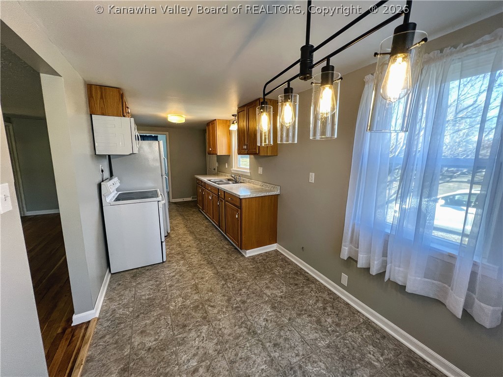 4682 Greer Road Point Pleasant, WV 25550 - Photo 13 of 35 Gallery Image 13