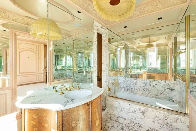 $6,800,000 | 910 5th Avenue, Unit 11BC | Lenox Hill