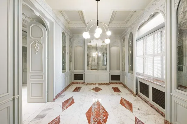 $6,800,000 | 910 5th Avenue, Unit 11BC | Lenox Hill