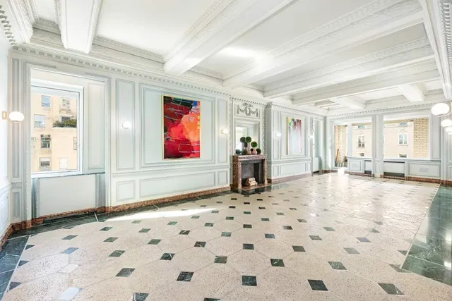 $6,800,000 | 910 5th Avenue, Unit 11BC | Lenox Hill