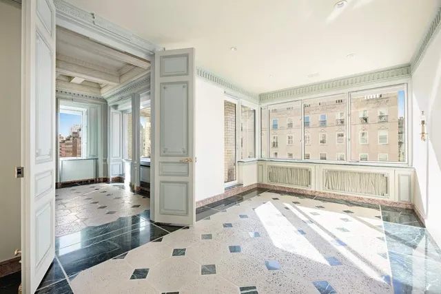 $6,800,000 | 910 5th Avenue, Unit 11BC | Lenox Hill