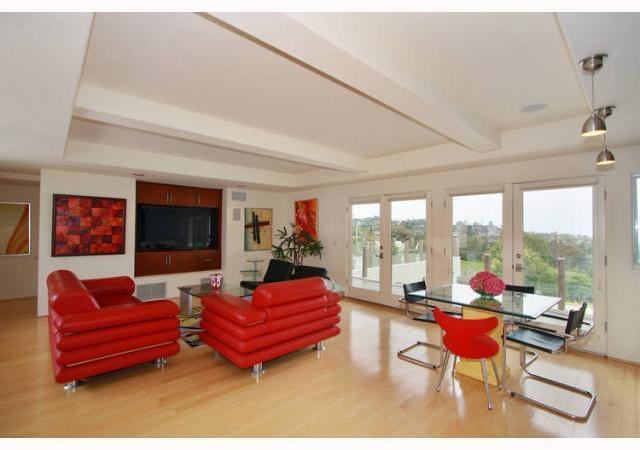 7180 Fairway Road La Jolla, CA 92037 - Photo 11 of 13 Gallery Image 11