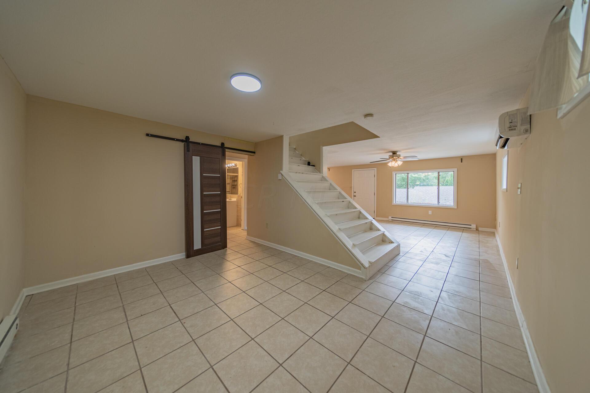 6541 Blacks Road Southwest Pataskala, OH 43062 - Photo 11 of 28 6541 Black Rd-INT11