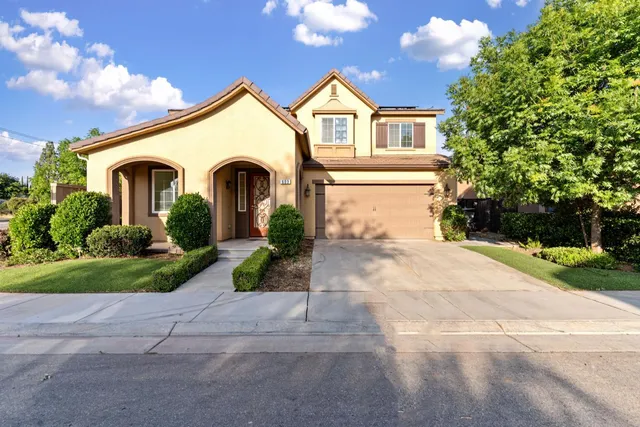 $545,000 | 603 Kaweah Avenue, Clovis, CA 93619