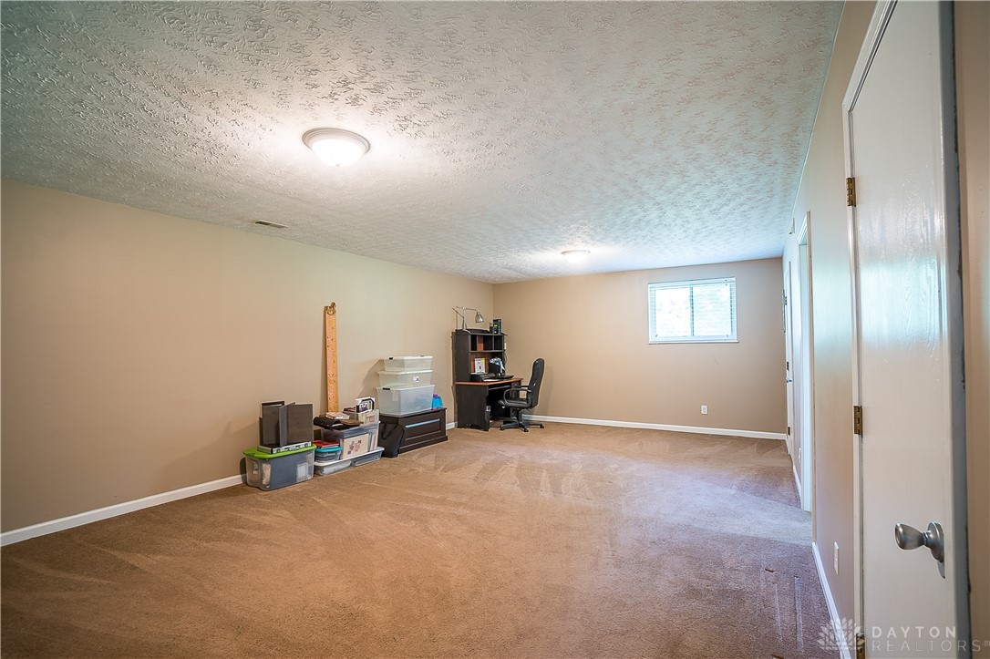 1175 Ambridge Road Centerville, OH 45459 - Photo 32 of 32 Gallery Image 32