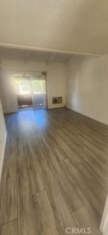 $1,795 | 1040 West MacArthur Boulevard, Santa Ana, CA 92707