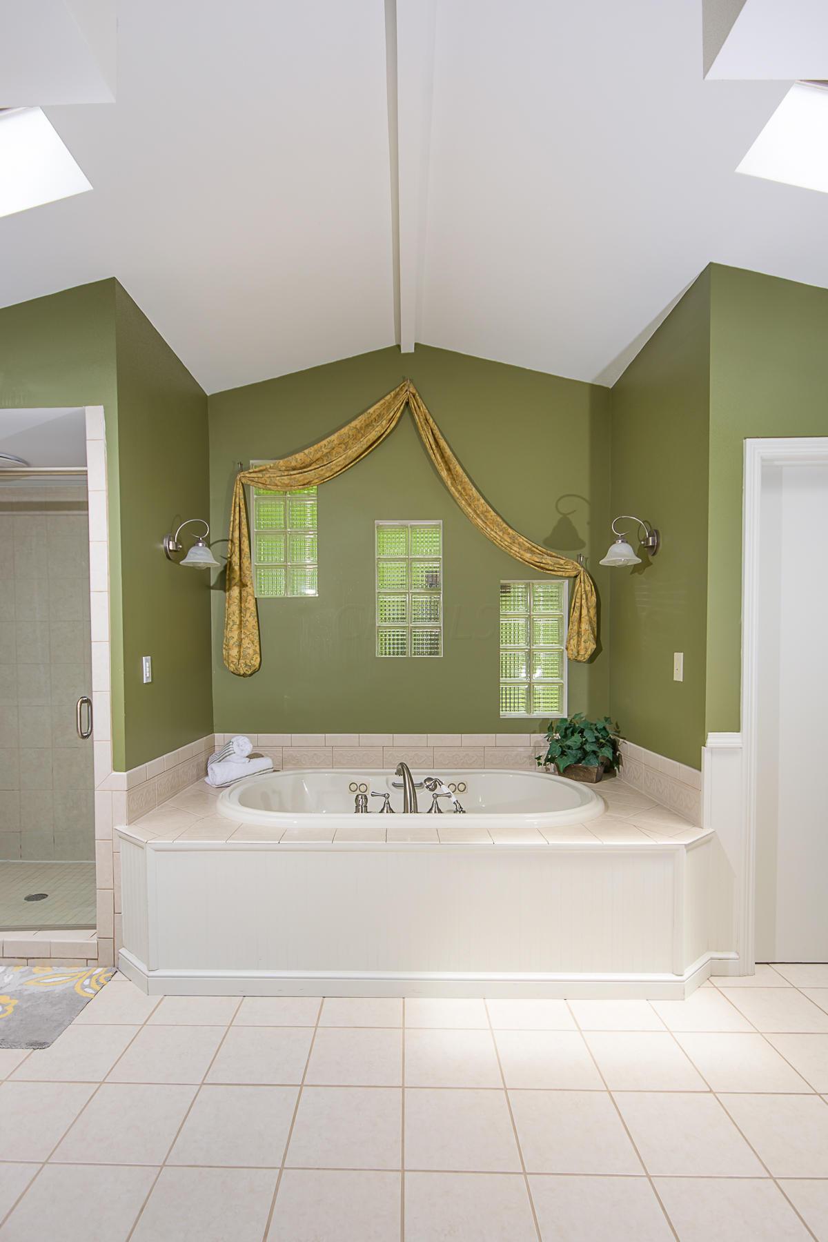 7300 Cubbage Road Westerville, OH 43081 - Photo 12 of 38 Gallery Image 12
