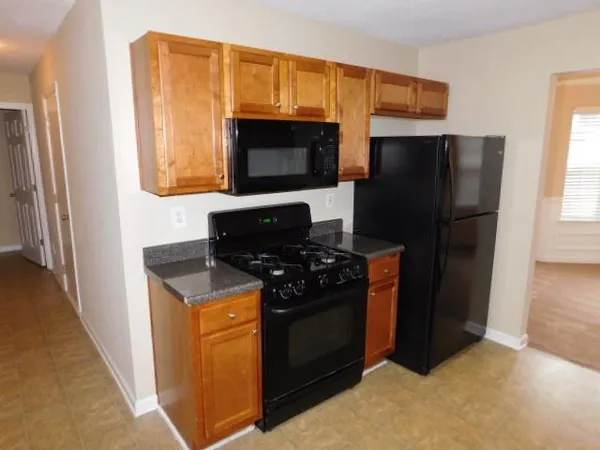 $1,950 | 6931 ⛉ Bonnes Boulevard, Austell, GA 30168