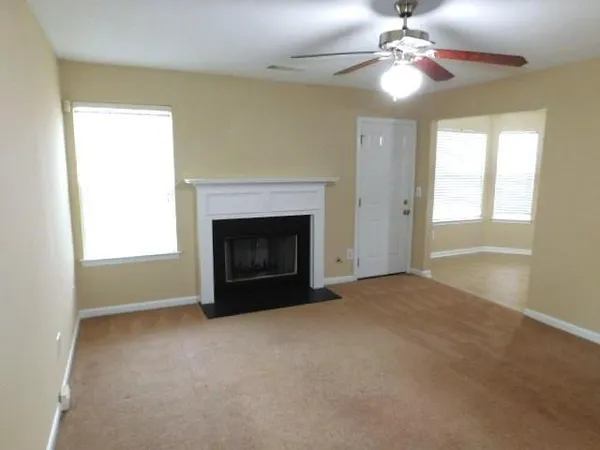 $1,950 | 6931 ⛉ Bonnes Boulevard, Austell, GA 30168