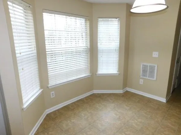 $1,950 | 6931 ⛉ Bonnes Boulevard, Austell, GA 30168