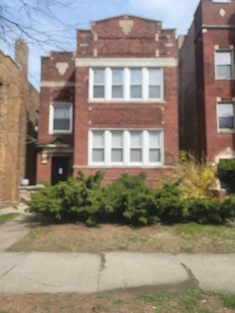 $405,000 | 7703 South East End Avenue, Chicago, IL 60649