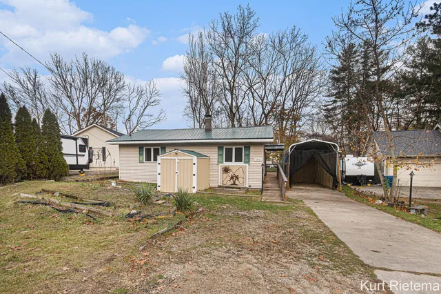 $199,900 | 1841 Teepee Trail, Allegan, MI 49010