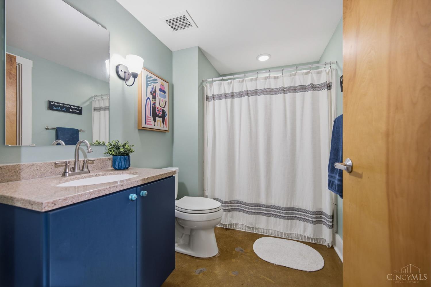 353 West 4th Street, Unit 602 Cincinnati, OH 45202 - Photo 36 of 44