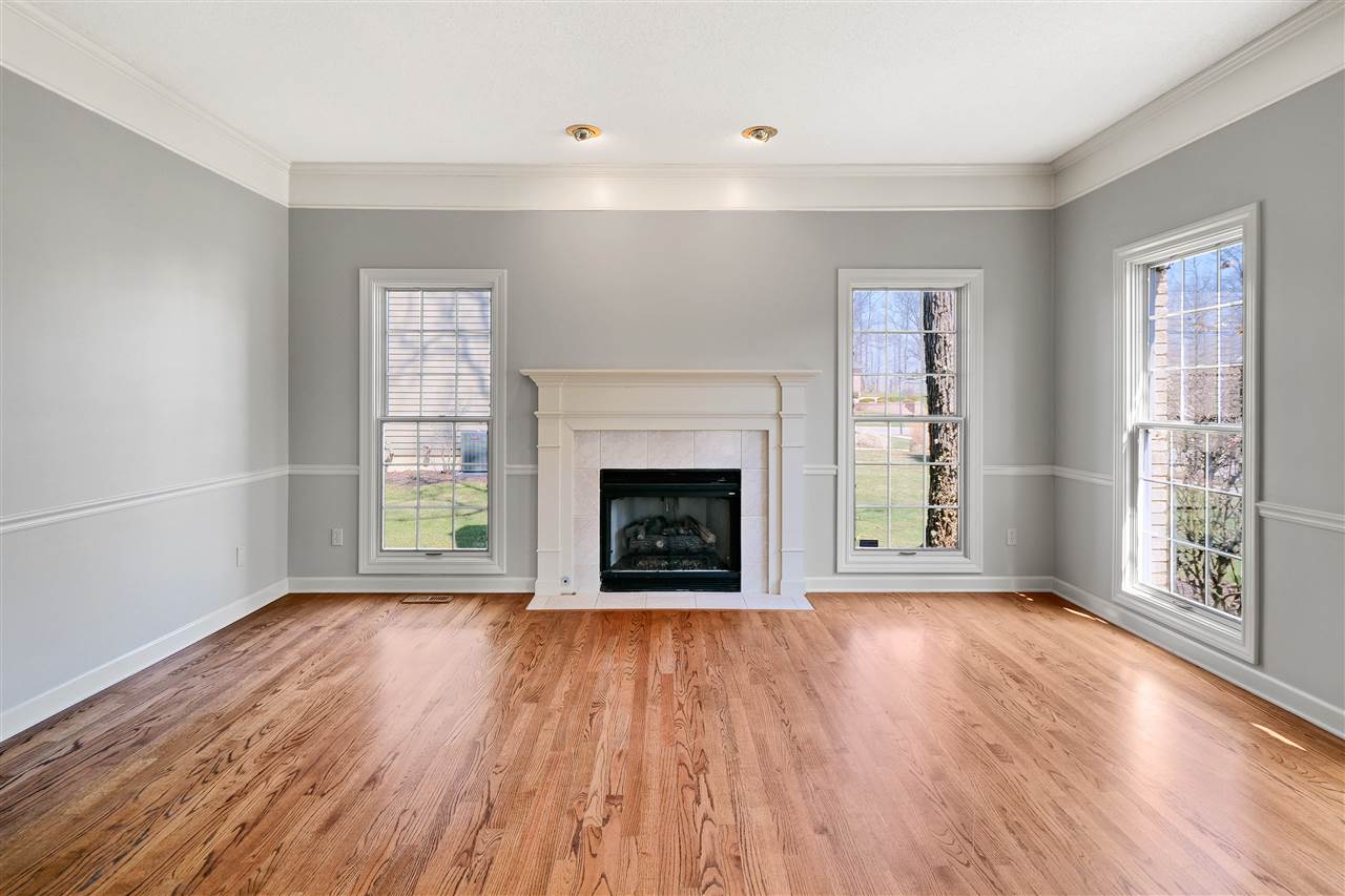 12421 Burning Tree Road Fort Wayne, IN 46845 - Photo 6 of 36 Gallery Image 6