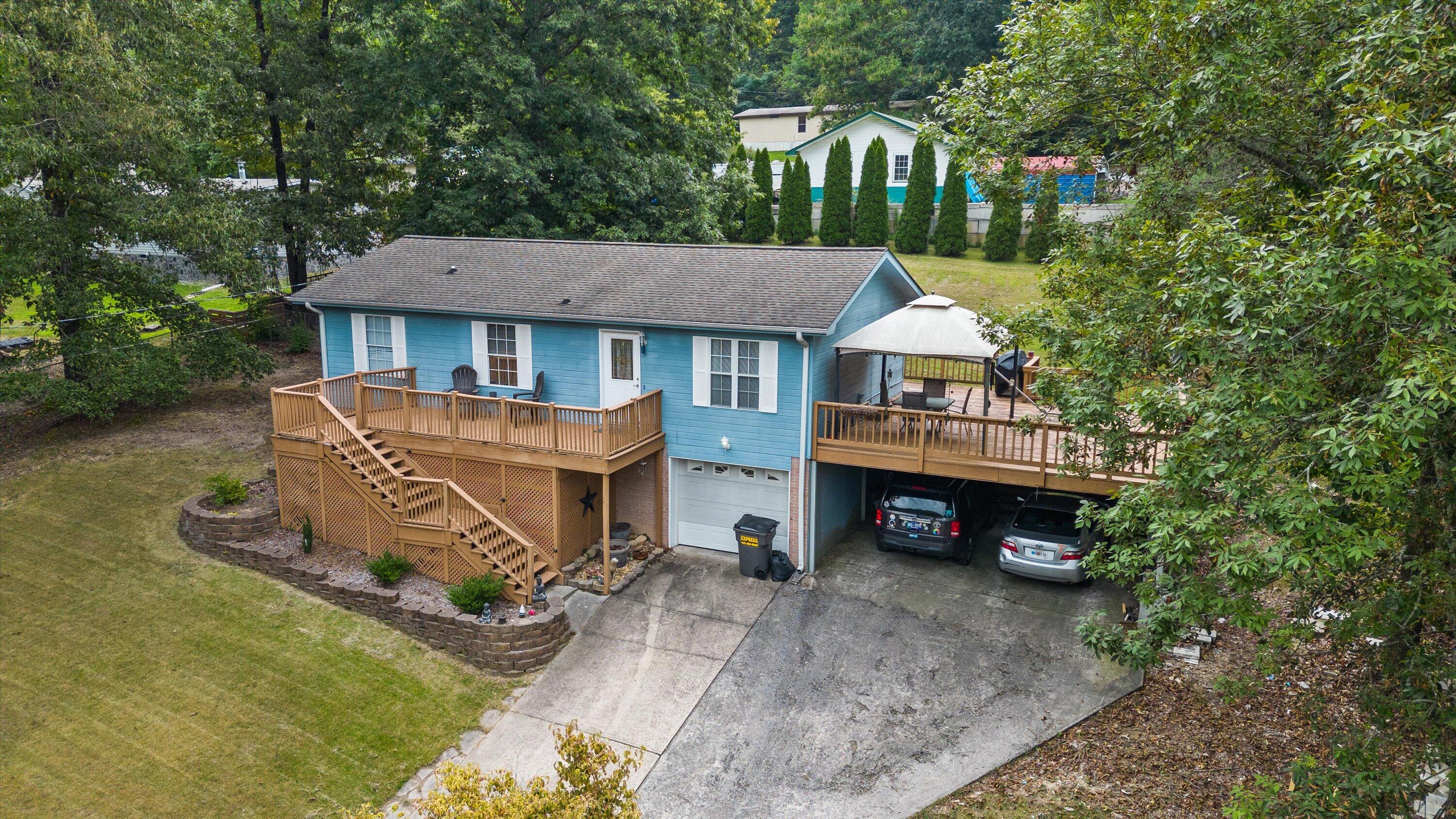 1724 Dallas Lake Road Soddy Daisy, TN 37379 - Photo 1 of 9 04-1724 Dallas Lake Rd - 4
