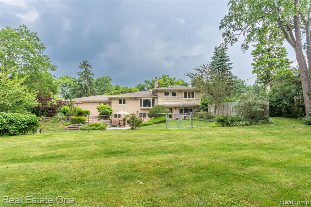 915 Brantford Road Rochester, MI 48306 - Photo 32 of 32