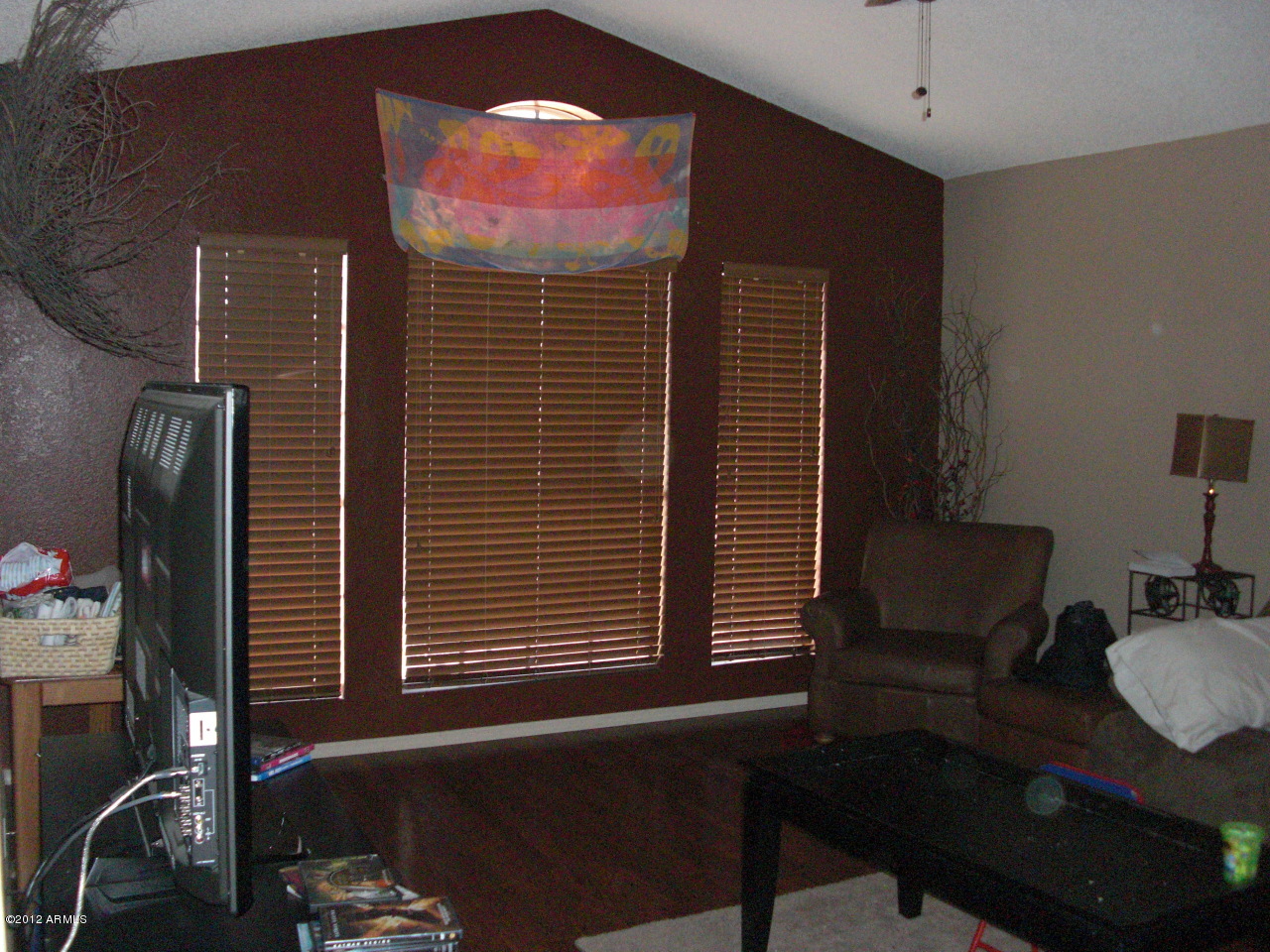 6126 Casper Road Mesa, AZ 85205 - Photo 3 of 15 Living room