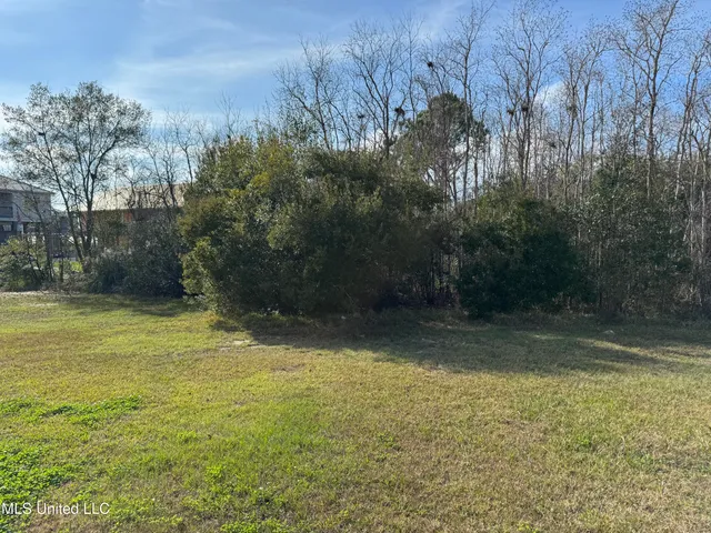 $89,900 | 125 Edith Drive, Bay St. Louis, MS 39520