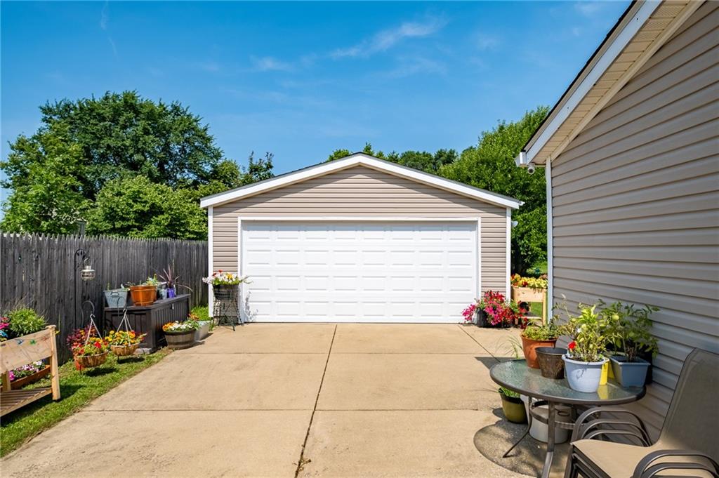 4636 Autumn Ridge Drive Columbus, IN 47203 - Photo 24 of 27 Gallery Image 24