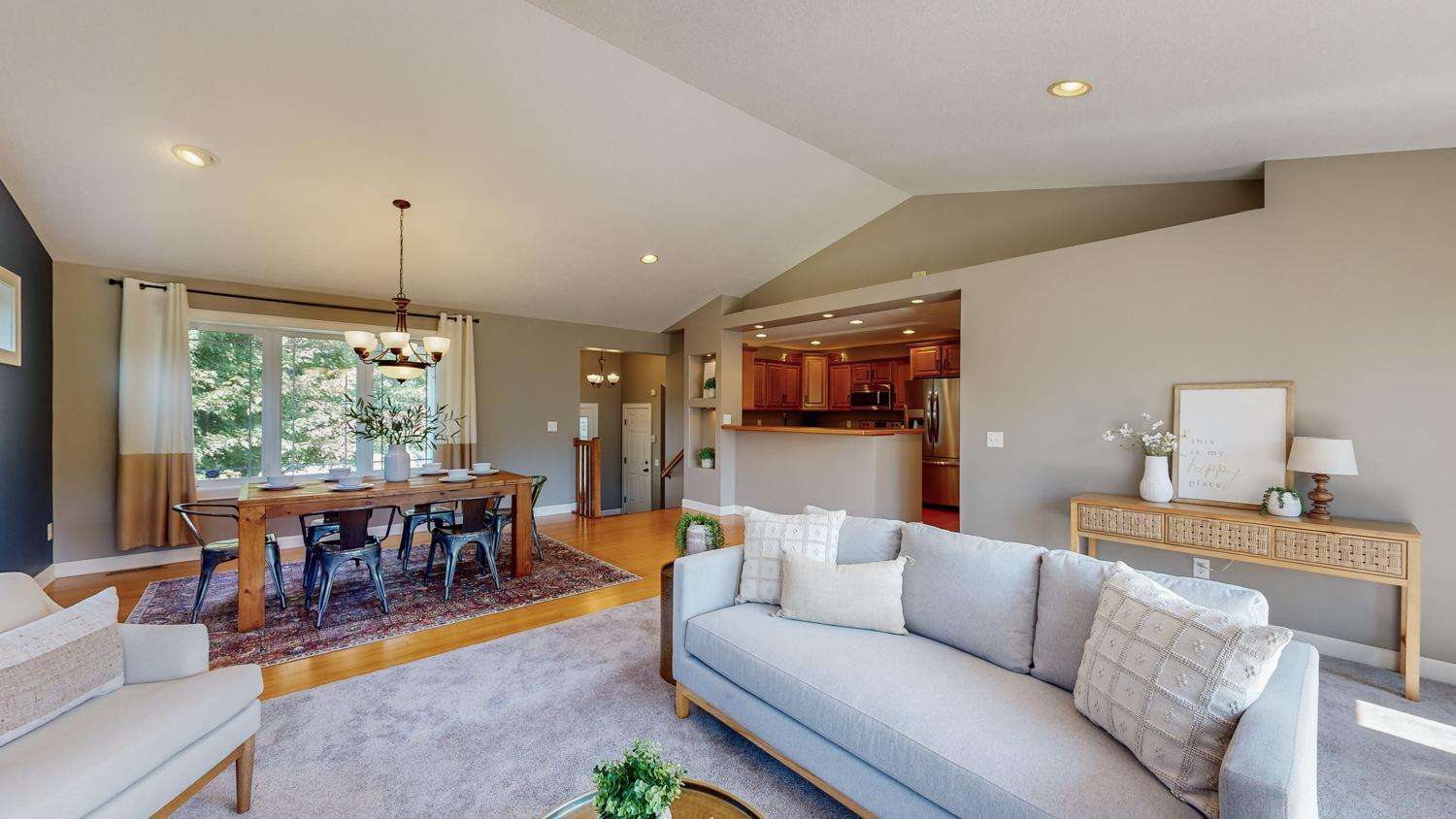 3524 Bridgeview Drive Southeast Rochester, MN 55904 - Photo 11 of 49 Gallery Image 11