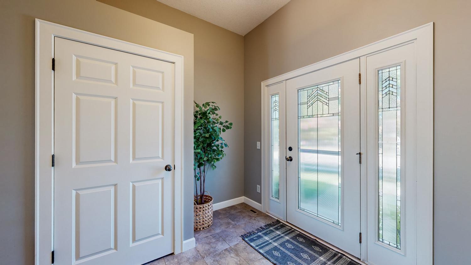 3524 Bridgeview Drive Southeast Rochester, MN 55904 - Photo 3 of 49 Gallery Image 3