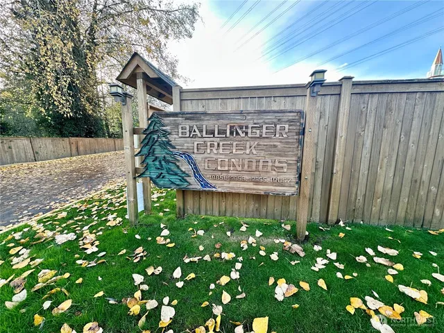 $220,000 | 19851 25th Avenue Northeast, Unit 204, Shoreline, WA 98155