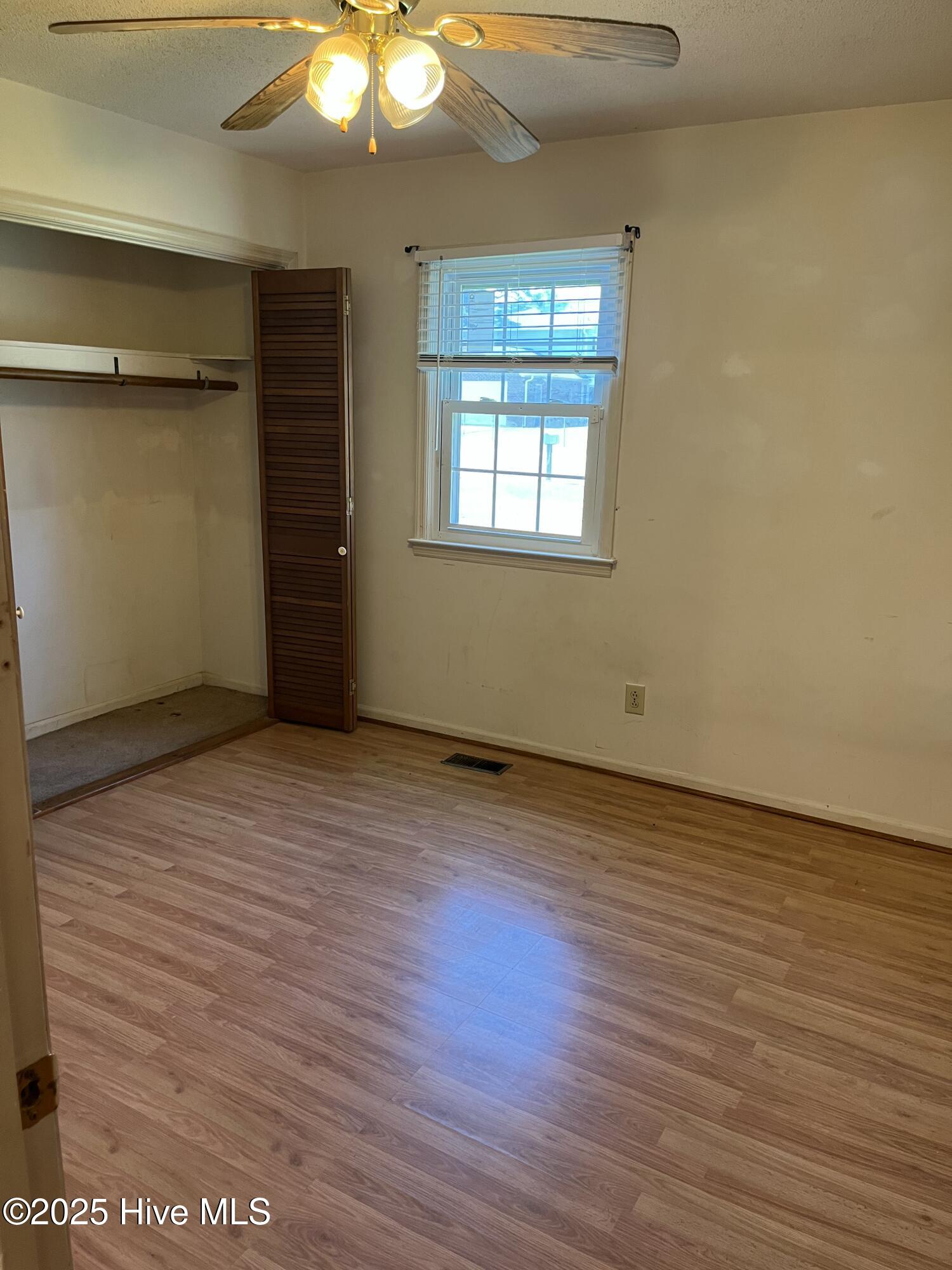 102 Fairway Road Jacksonville, NC 28546 - Photo 15 of 17 BEDROOM