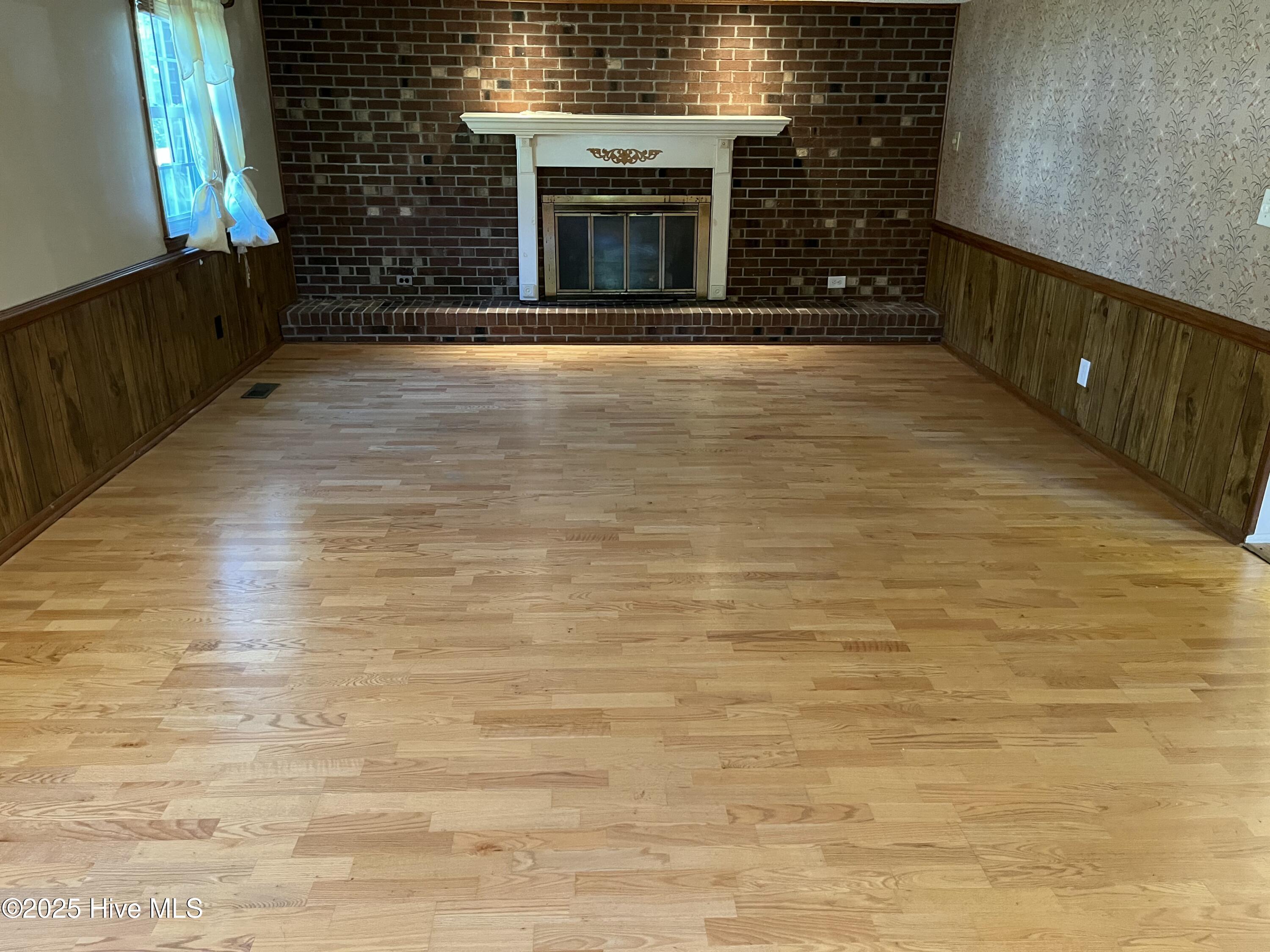 102 Fairway Road Jacksonville, NC 28546 - Photo 17 of 17 20251003_161128881_iOS